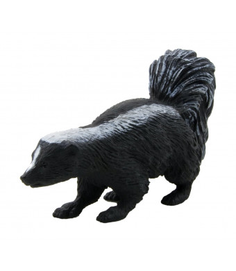 Skunk by Mojo Figurines