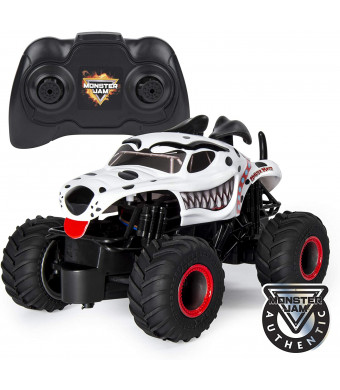 Monster Jam, Official Monster Mutt Dalmatian Remote Control Monster Truck, 1: 24 Scale, 2.4 Ghz, For Ages 4 and Up