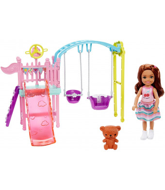 Barbie Club Chelsea Doll and Swing Set Playset with 2 Swings and Slide, Plus Teddy Bear Figure, Gift for 3 to 7 Year Olds