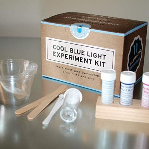 Cool Blue Light Chemistry Kit | Do 11 illuminating experiments | Safe & non toxic | Made in the USA | Copernicus Toys…