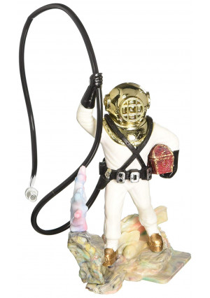 Penn Plax Aerating Action Ornament, Diver with Hose  Color May Vary  Small