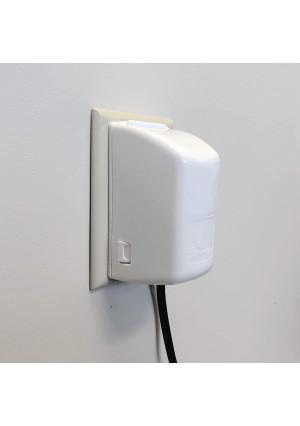 Dreambaby Dual Fit Plug and Electrical 2-Piece Outlet Cover