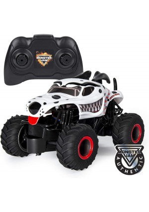 Monster Jam, Official Monster Mutt Dalmatian Remote Control Monster Truck, 1: 24 Scale, 2.4 Ghz, For Ages 4 and Up