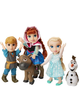 Disney Frozen Deluxe Petite Doll Gift Set - Includes Anna, Elsa, Kristoff, Sven and Olaf! Dolls are approximately 6 inches tall - Perfect for any Frozen fan!